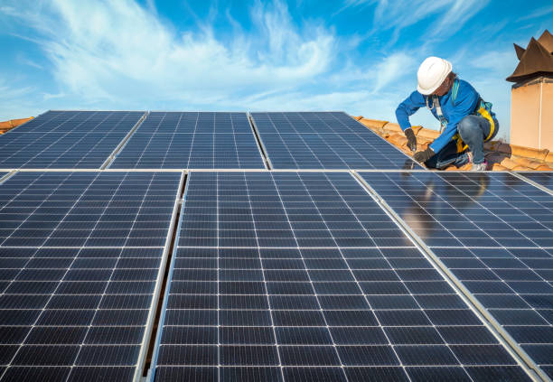 Best Solar Panel Roofing Installation  in Everson, WA